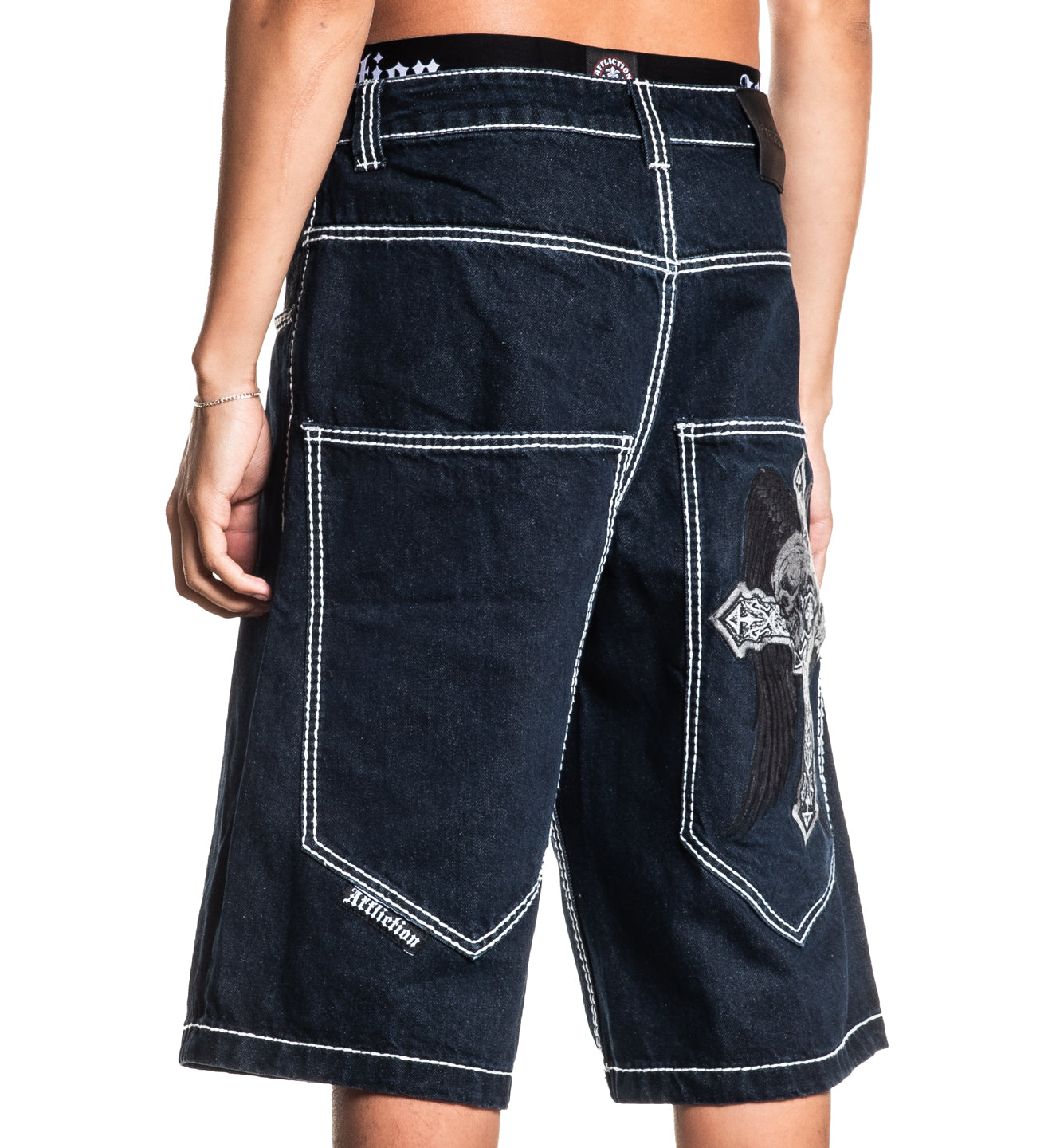 Extra Wide Seeker Shorts