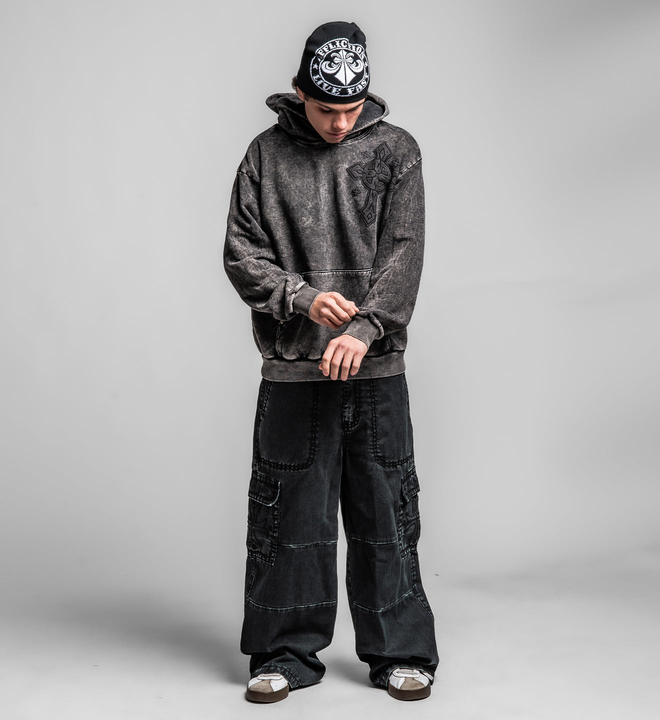 Vesper LS Oversized Po Hood