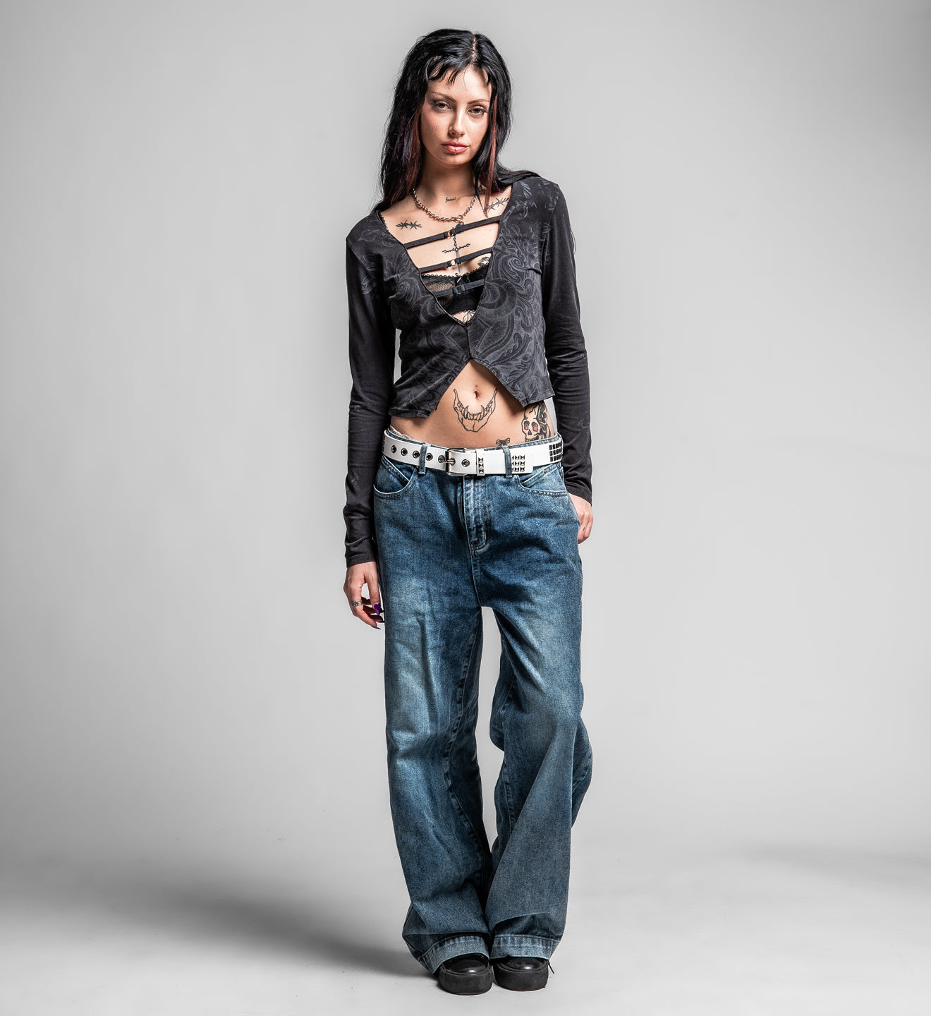 AW30254_2.jpg