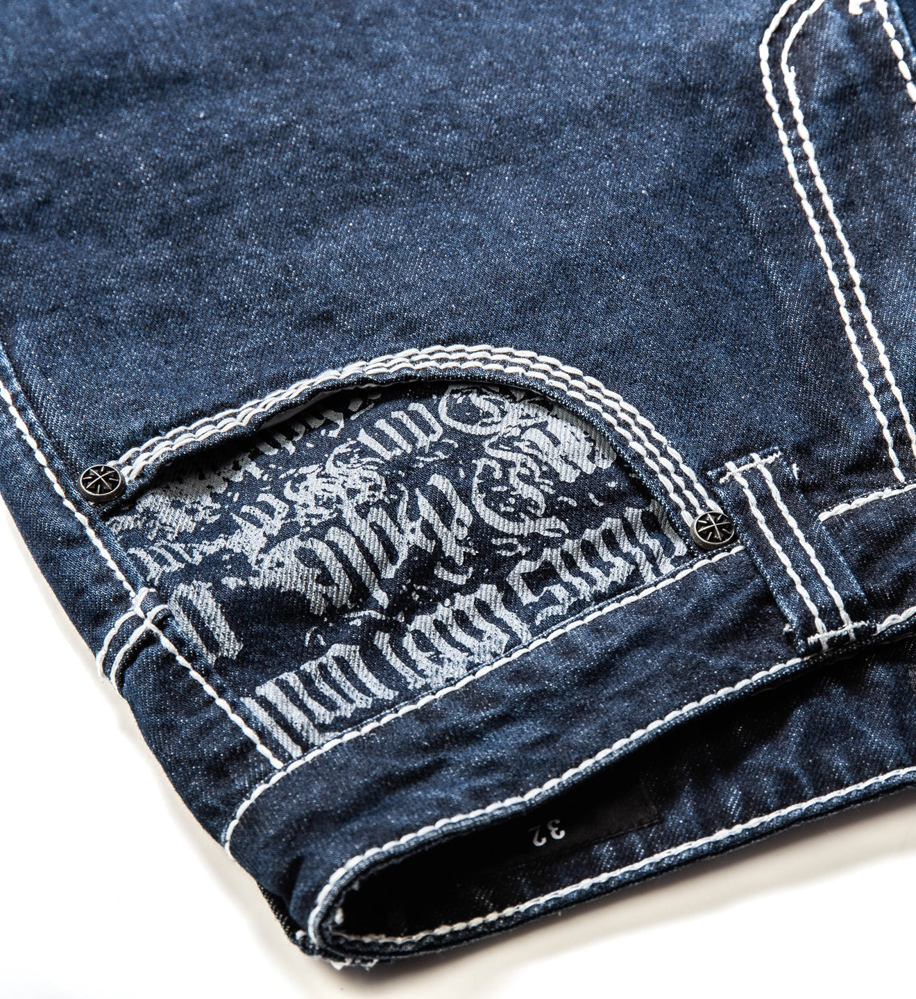 Extra Wide Seeker Shorts