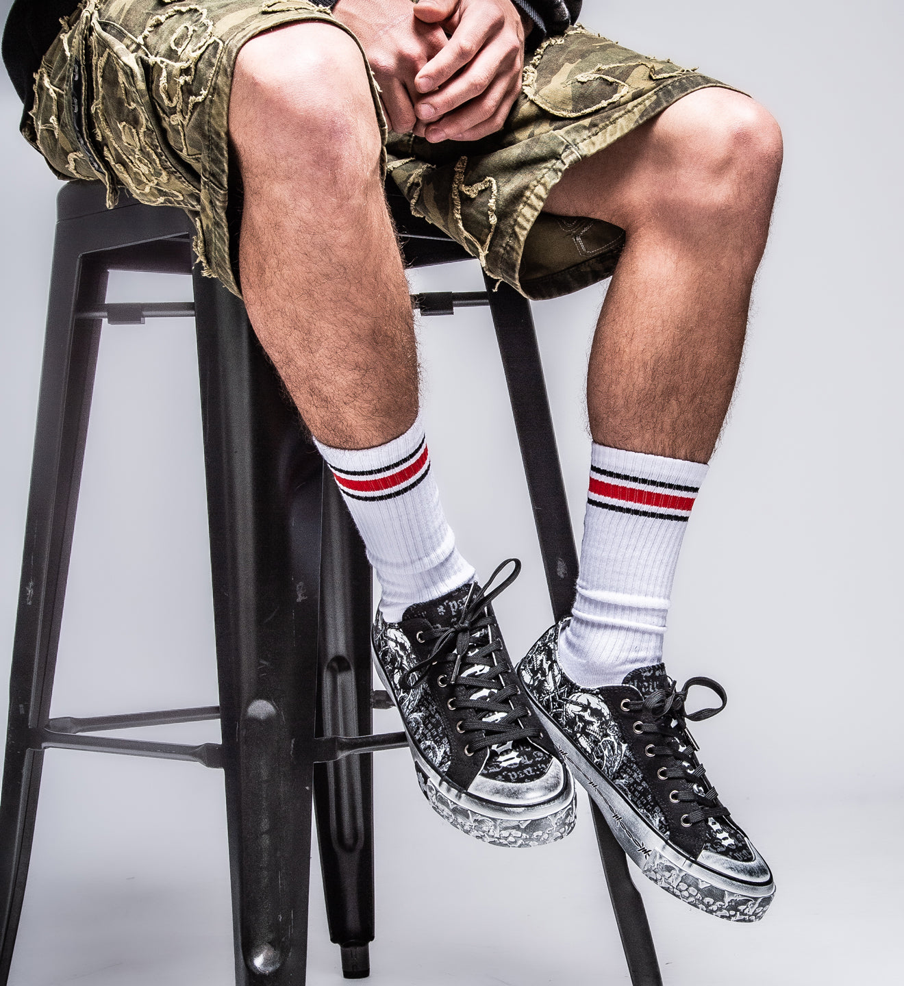 Collapse Low-Top Shoe